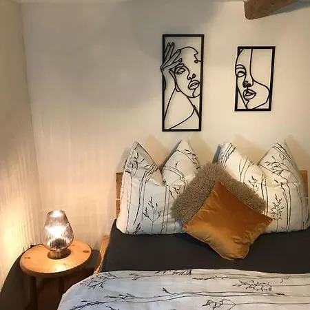 Neu ! Moderne Im Denkmal Mit Smarttv *