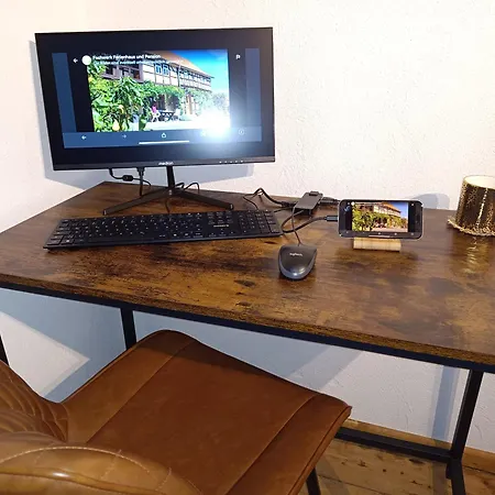 Neu ! Moderne Im Denkmal Mit Smarttv Apartmán Laucha (Thuringia)