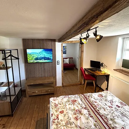 Apartment Neu ! Moderne Im Denkmal Mit Smarttv *